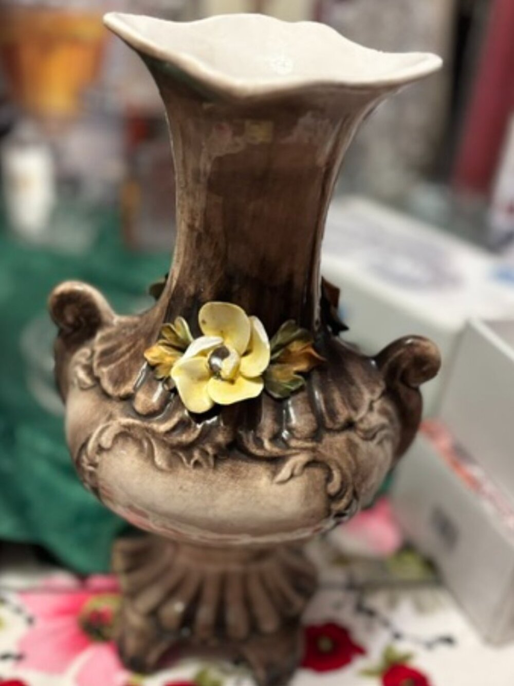 Vintage Nuova Capodimonte Porcelain Bouquet Centerpiece